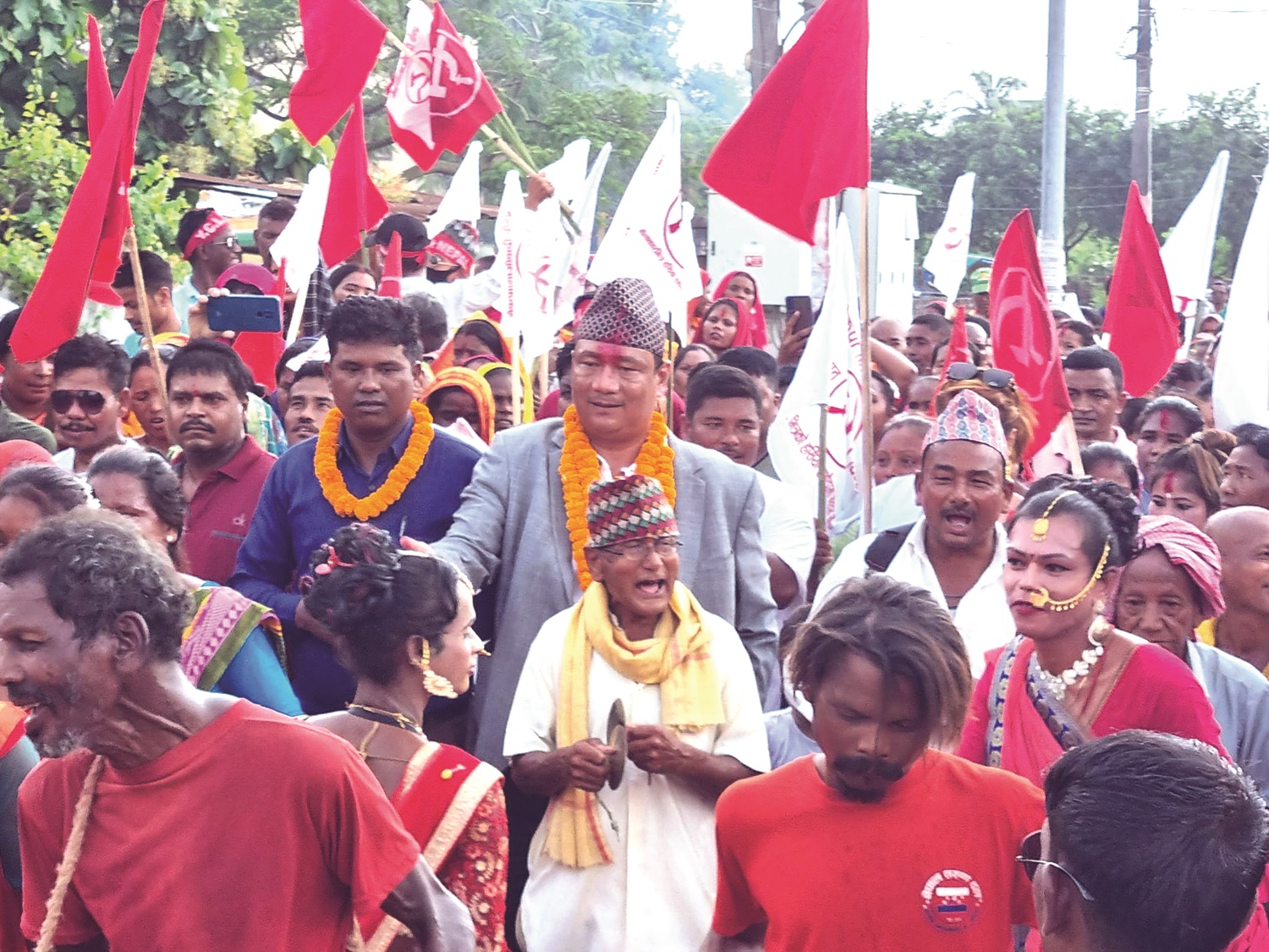 प्रदेश १ का ५६ निवर्तमान सांसद प्रत्यक्ष उम्मेदवार