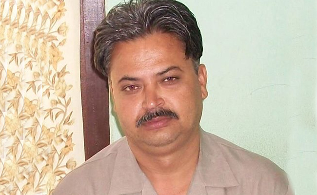 नेता ढुंगेलको बाथरुममा लडेर निधन