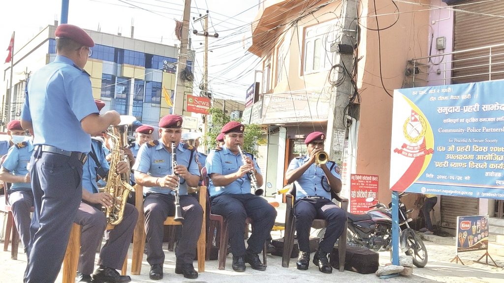 प्रहरी दिवसमा प्रहरीको ‘ब्याण्ड डिस्प्ले’