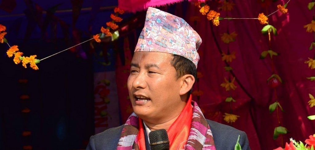 दोब्बर मतले जित्छु : आङ्बो