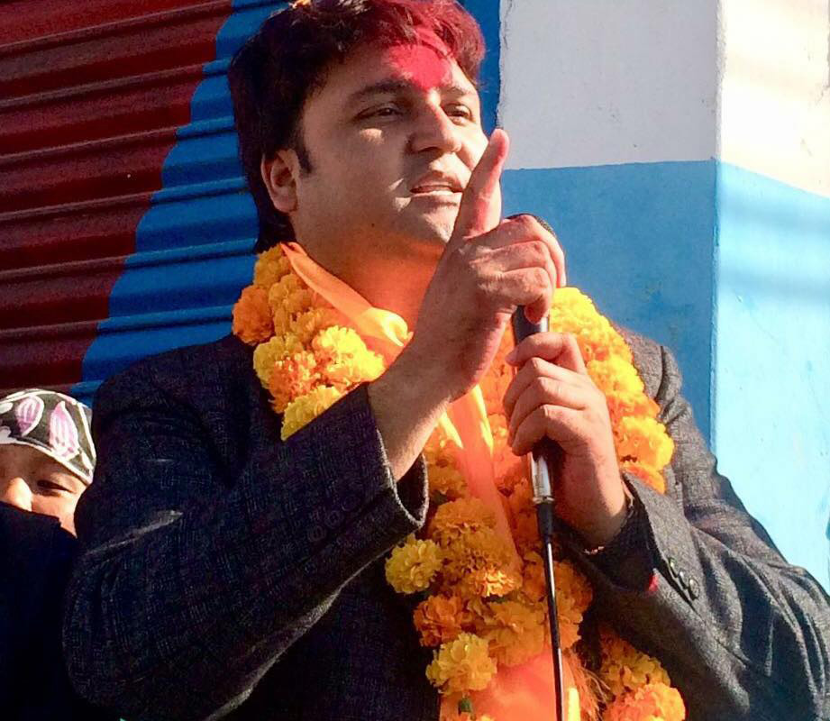 मोरङ ६(१) बाट माओवादीका जीवन आचार्य विजयी