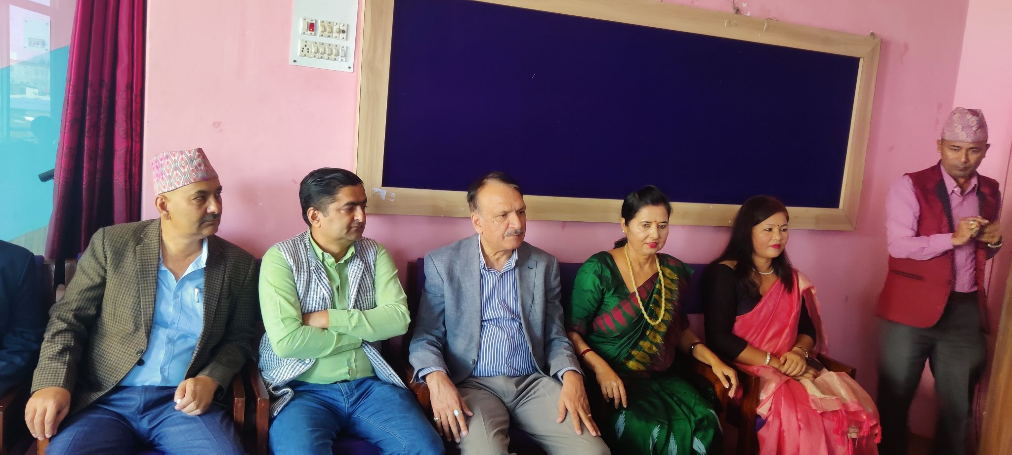 गठबन्धनले फराकिलो मतान्तरले बहुमत ल्याउँछ  :   महत