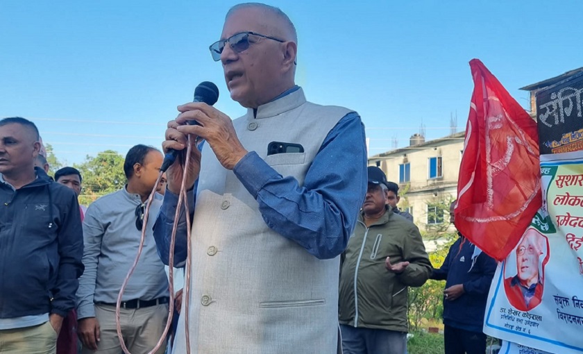 शेखर कोइरालाले भोट मागे ‘हँसिया हथौडा’मा