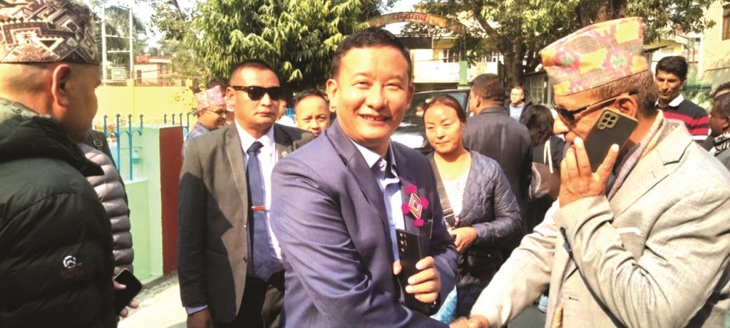 मुख्यमन्त्री बन्ने तर मन्त्री नबन्ने आङ्बोको घोषणा