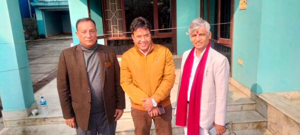 अमृत अर्याललाई प्रस्ताव र समर्थकमध्ये कसले दिएन भोट ?