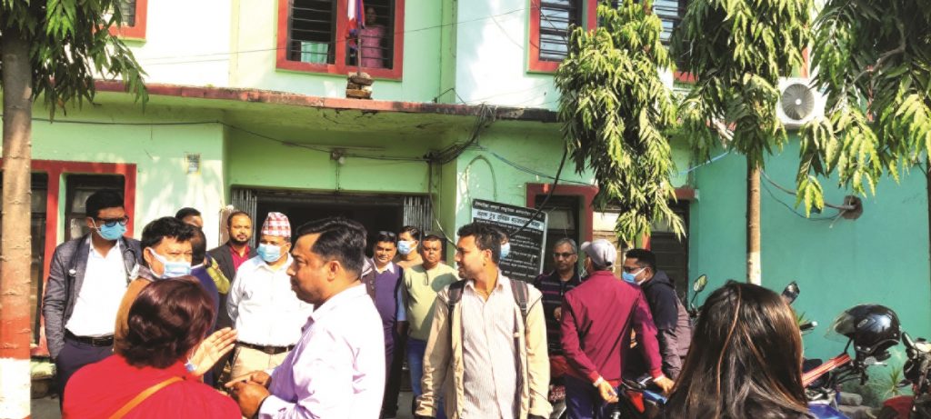 करारका कर्मचारीको तलव दुई महिनादेखि रोकियो