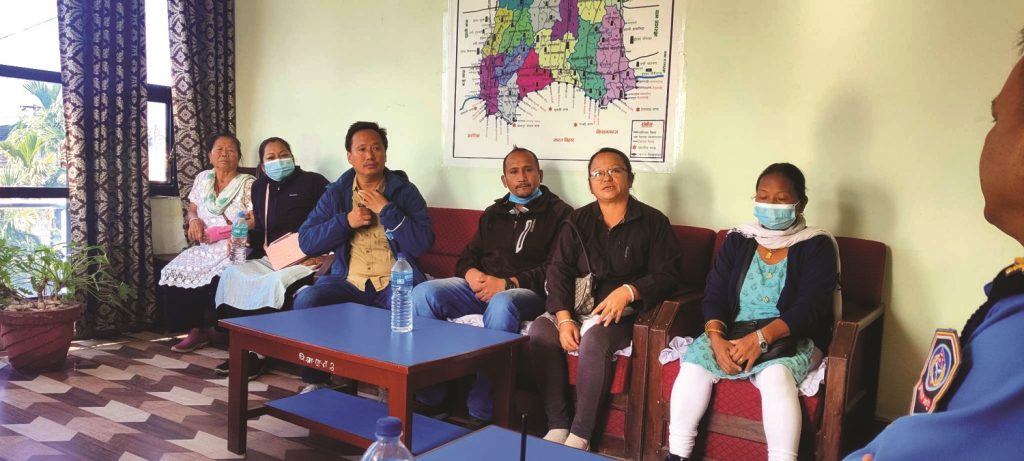 नियम मिचेर बैकिङ कारोबार चलाउँदै सुनपसल