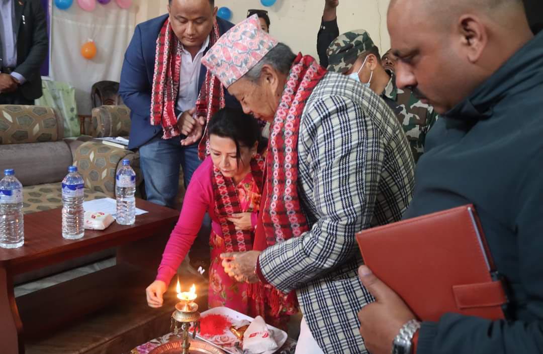 अस्पताल सेवामुखी हुनुपर्छ : प्रदेश प्रमुख खापुङ