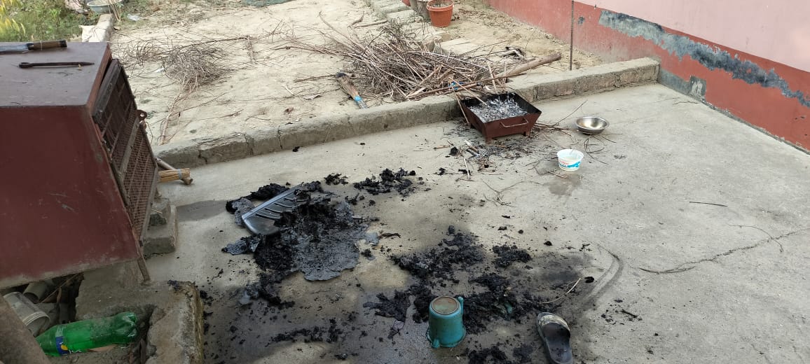 आफ्नै शरीरमा आगो लगाउँदा ८४ वर्षीय वृद्ध अचेत