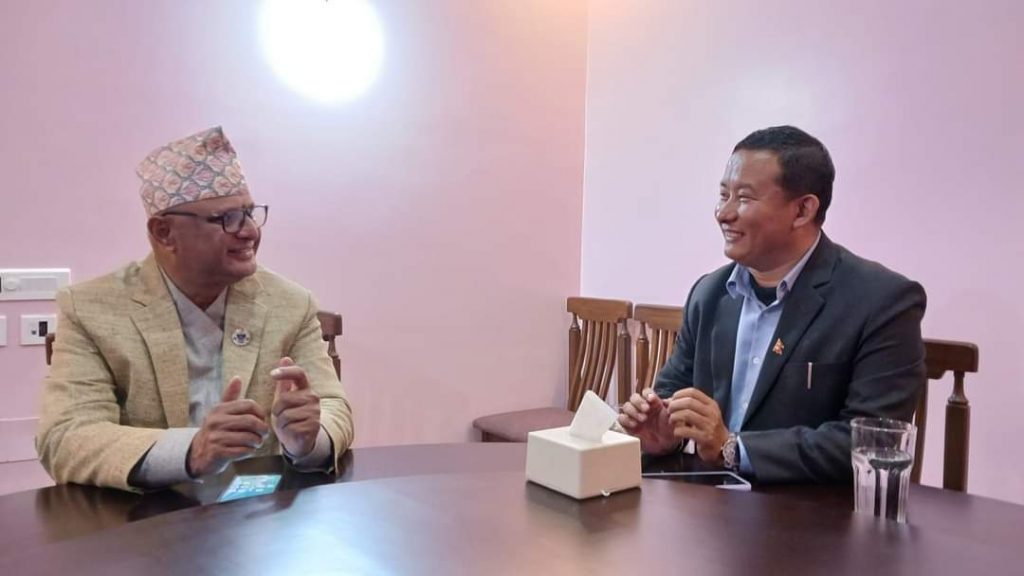 चौथो मुख्यमन्त्री बने कार्की, पाँचौंमा आङ्बो हुने सहमति