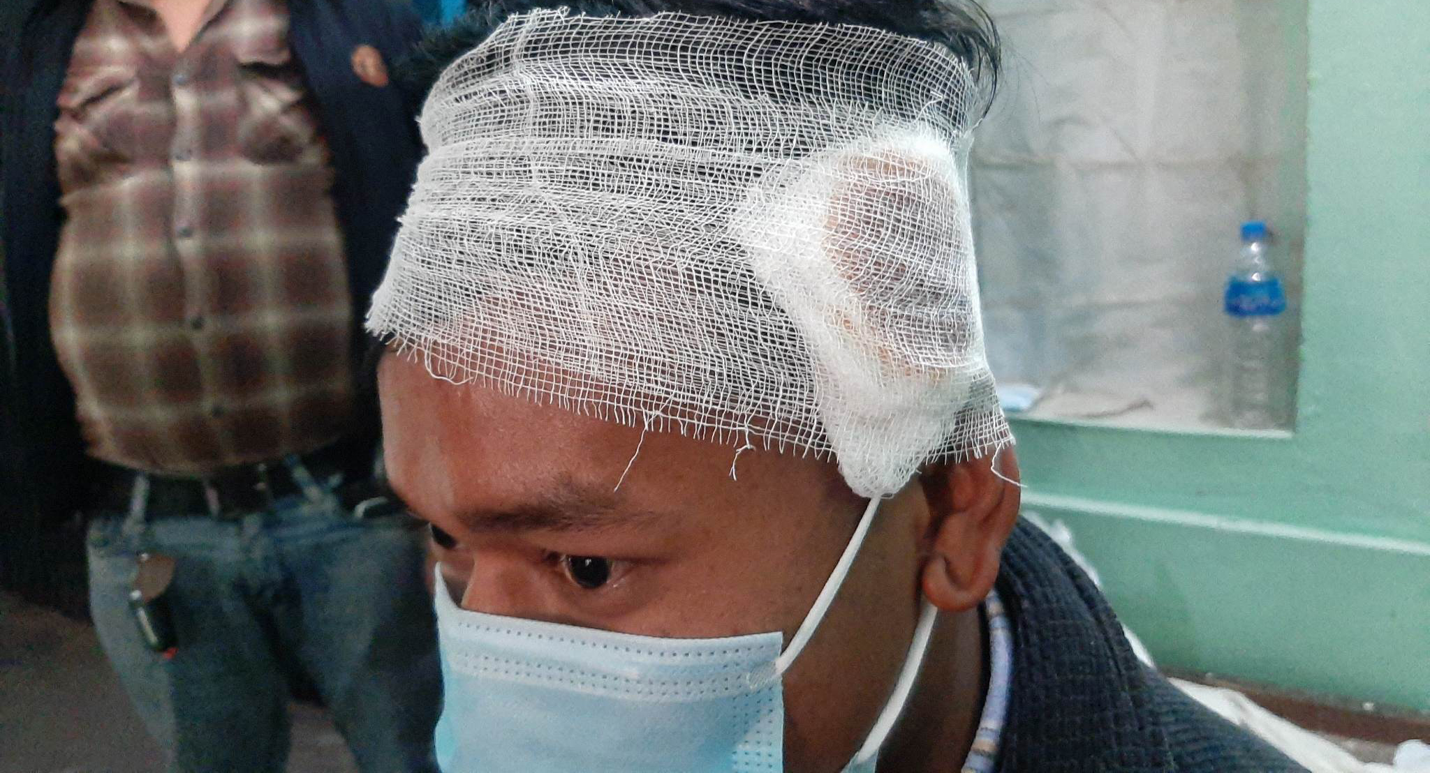 कोशीका डाक्टरलाई कुटपिट गर्ने तीन जना पक्राउ