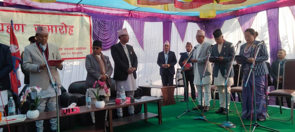मुख्यमन्त्रीद्वारा चार सदस्यीय मन्त्रिपरिषद् गठन, मन्त्रीहरुले लिए शपथ