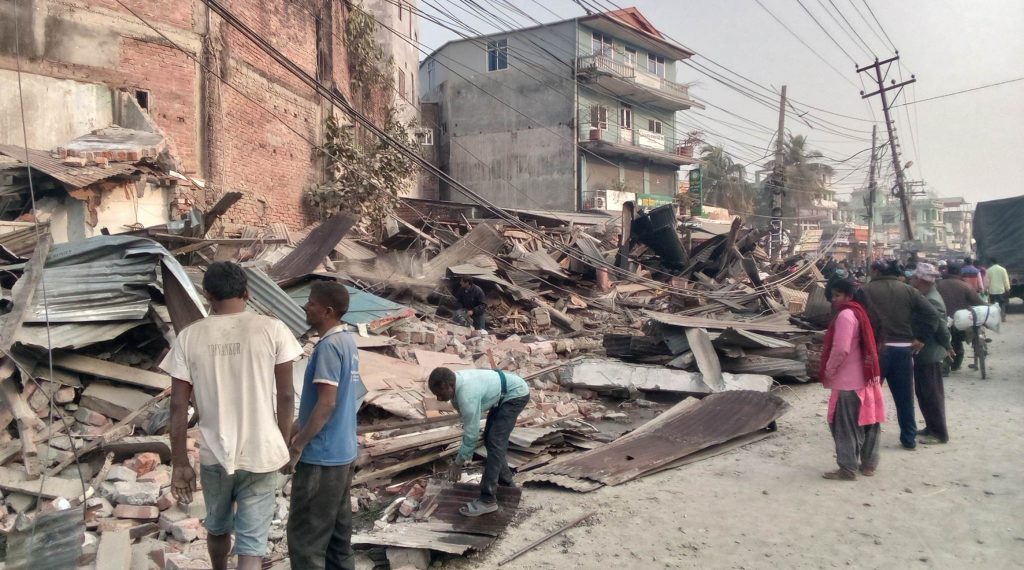 ६ लेन परियोजना : इटहरीको १५ वटा घरमा चल्यो डोजर