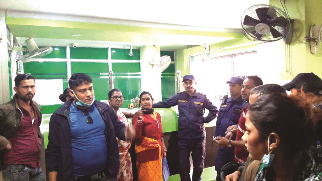 तुलसी सहकारीमा निक्षेपकर्ताको करोडौं रुपैयाँ जोखिममा