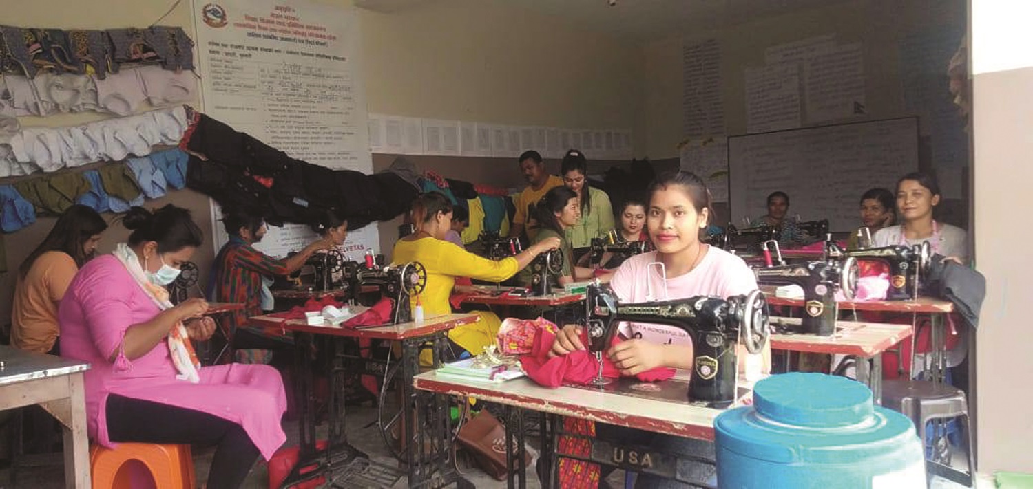 महिलाले हाँकेको नमूना सहकारी