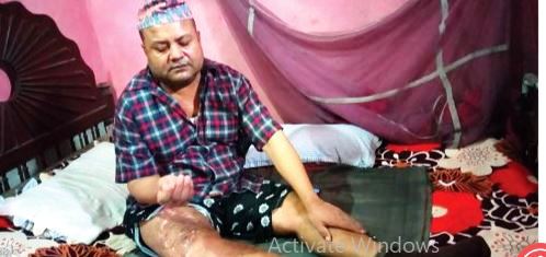 दुर्घटनापछि ओछ्यानमा, उपचार नपाएको गुनासो