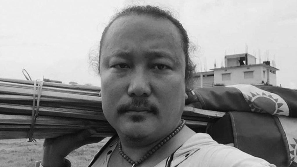 १५ गते  रोडशेषमा लाजेहाङको पार्थिव शरीरलाई श्रद्धाञ्जलीका लागि राख्ने