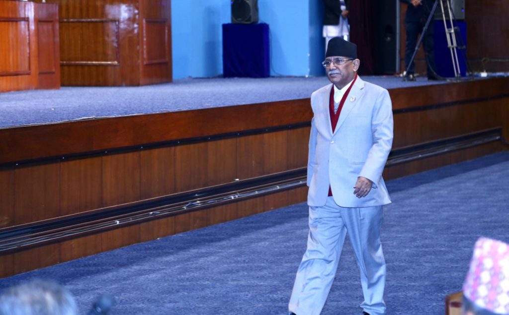 अब प्रचण्डले हरेक शुक्रबार नेता कार्यकर्तासँग भेटघाट गर्ने