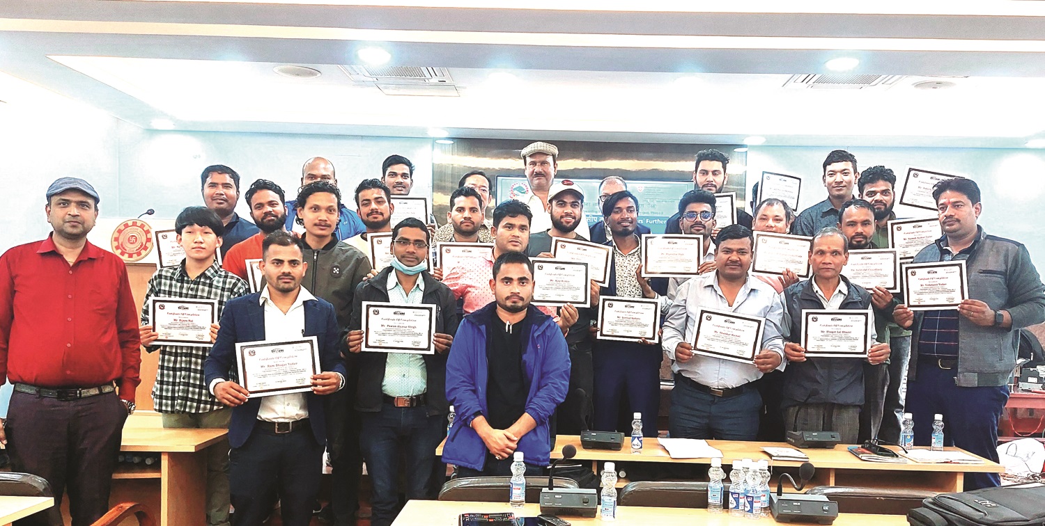 उद्योग संगठनमा पीएलसी अटोमेशन तालिम