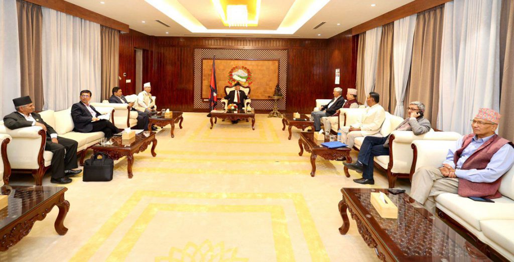 न्याय निरुपणसम्बन्धी विधेयकबारे छलफल गर्न बालुवाटारमा सत्तारुढ दलका बैठक