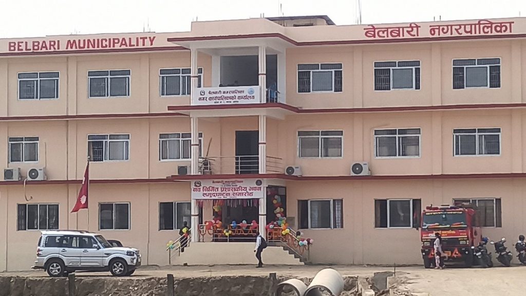 पालिकामा कर्मचारी अड्याउन बेलबारीलाई सकस