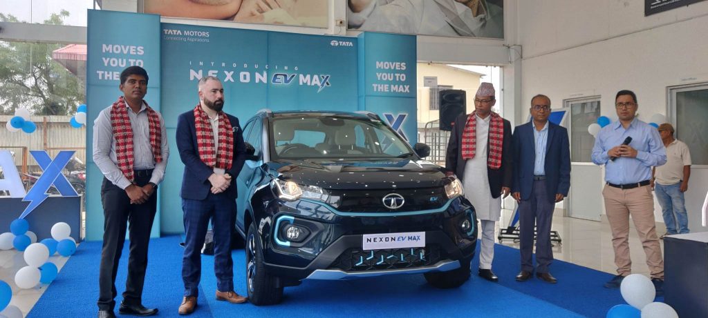 टाटाको ‘नेक्सन इभी म्याक्स’ विद्युतीय कार बजारमा