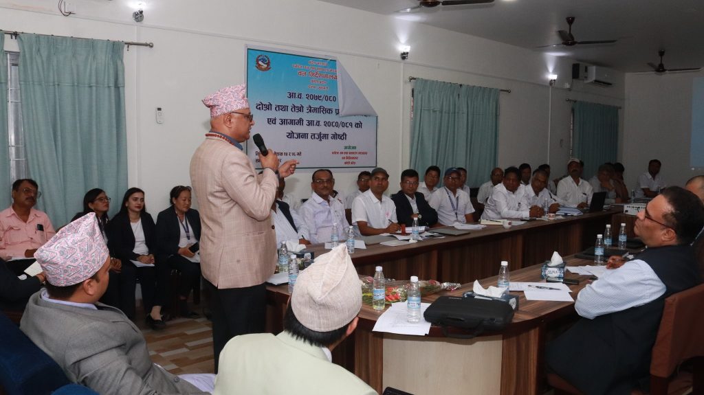 वन क्षेत्रलाई रोजगारीसँग जोडेर लैजानुपर्छ : मुख्यमन्त्री कार्की