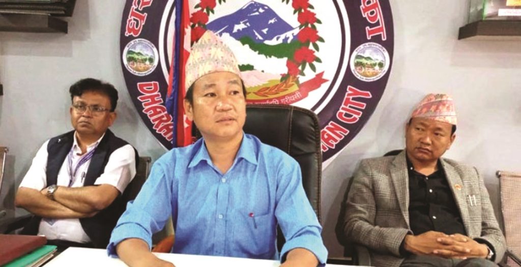 फेसबुकको जुहारीमा केन्द्रीत भयो धरान कार्यपालिका बैठक