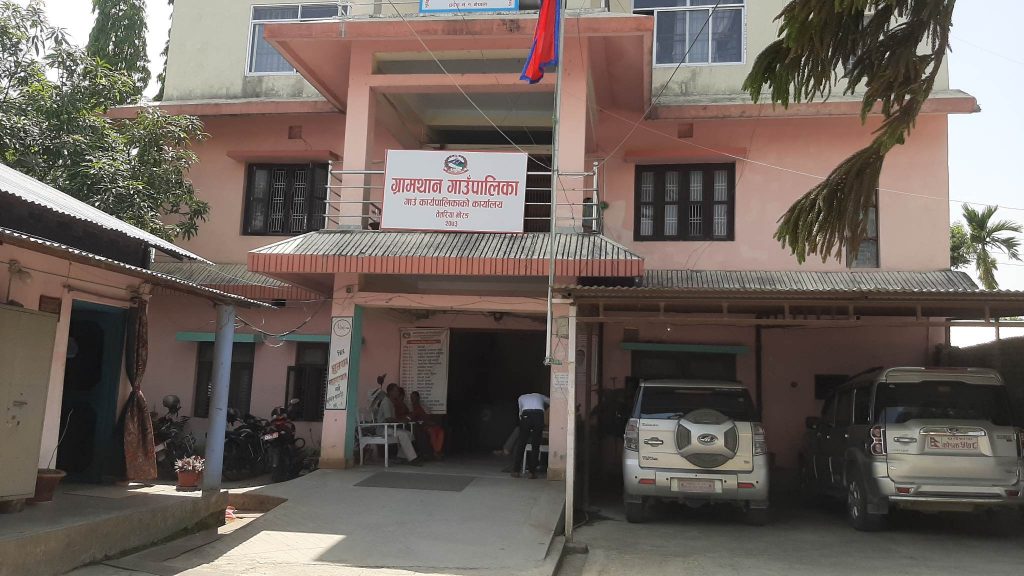 ग्रामथानका दुई दर्जन कर्मचारी बिदा नै नलिई विवाहमा रमाउँदै