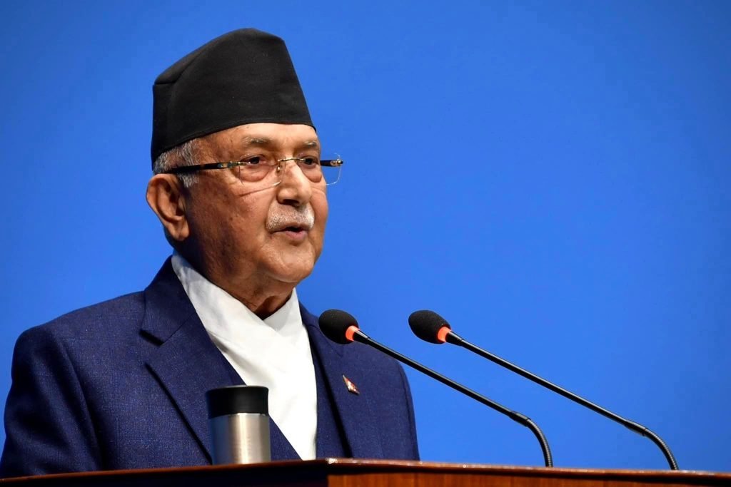 ओलीलाई प्रश्न : धादिङमा समातेको सुन काठमाडौं पुग्दा पित्तल कसरी भयो ?