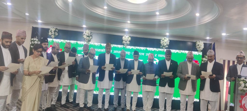 उद्योग संगठन मोरङको नवनिर्वाचित कार्यसमितिको पदस्थापन
