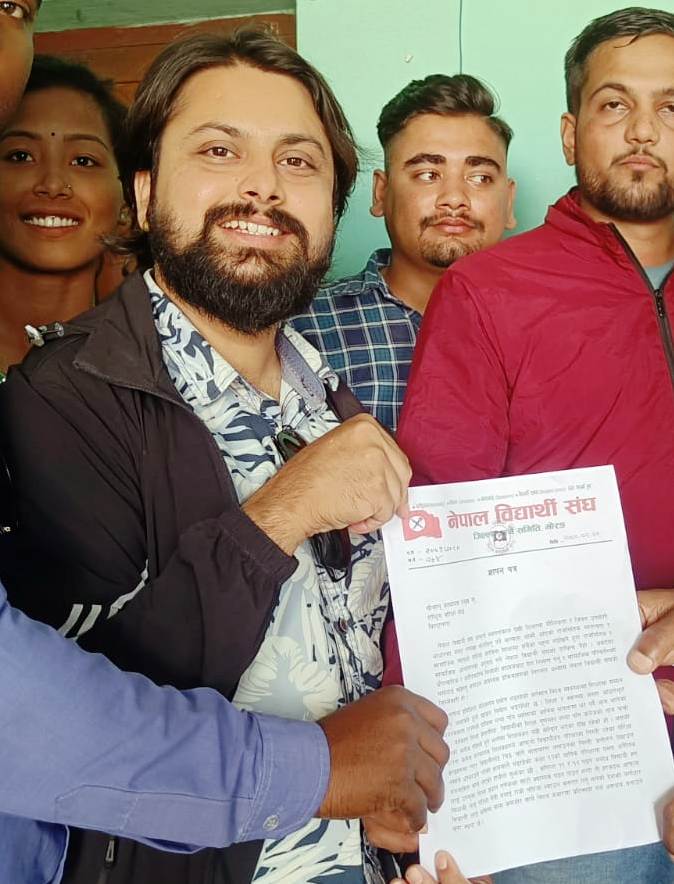 सेवा आयोगका अध्यक्षमाथि कालोमोसो दल्ने नेविसंघ मोरङका सभापति पाेखरेल पक्राउ