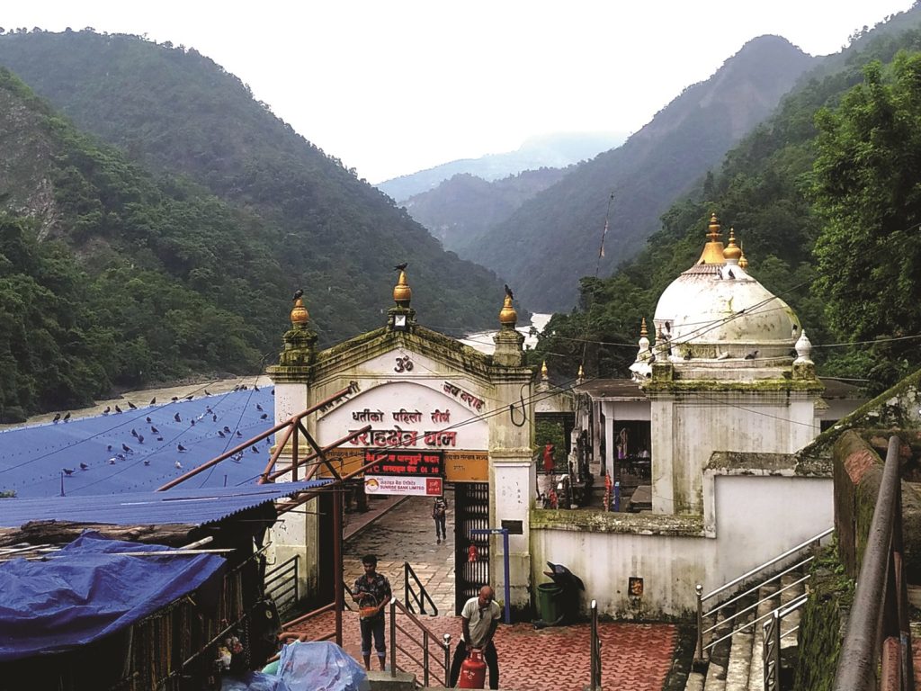 बराह क्षेत्र दर्शनका लागि जाने पर्यटक बढे