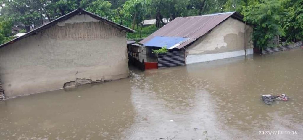 अविरल वर्षासँगै विराटनगर जलमग्न (फोटोफिचर)