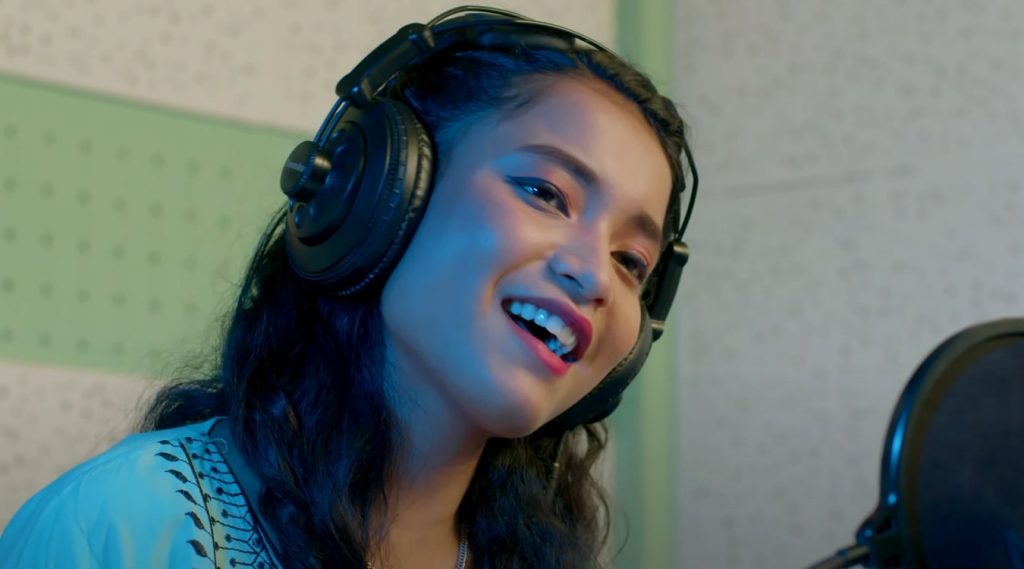 सामाजिक सञ्जालमा भाइरले सिम्रनले ५ दिनमा गाइन ९ वटा गीत