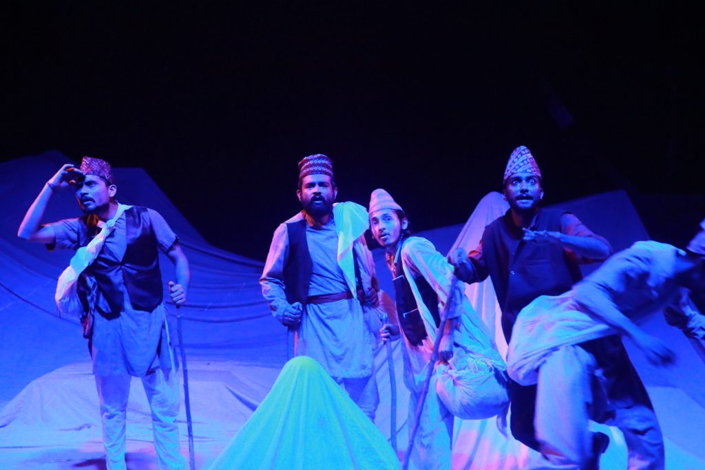 आरोहण गुरुकुलमा ‘मुनामदन’ले दर्शकको मन जित्दै