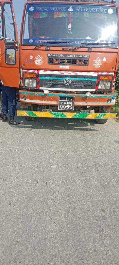 मोरङको कटहरिमा दुर्घटना, हुलाकका कर्मचारीको  मृत्यु