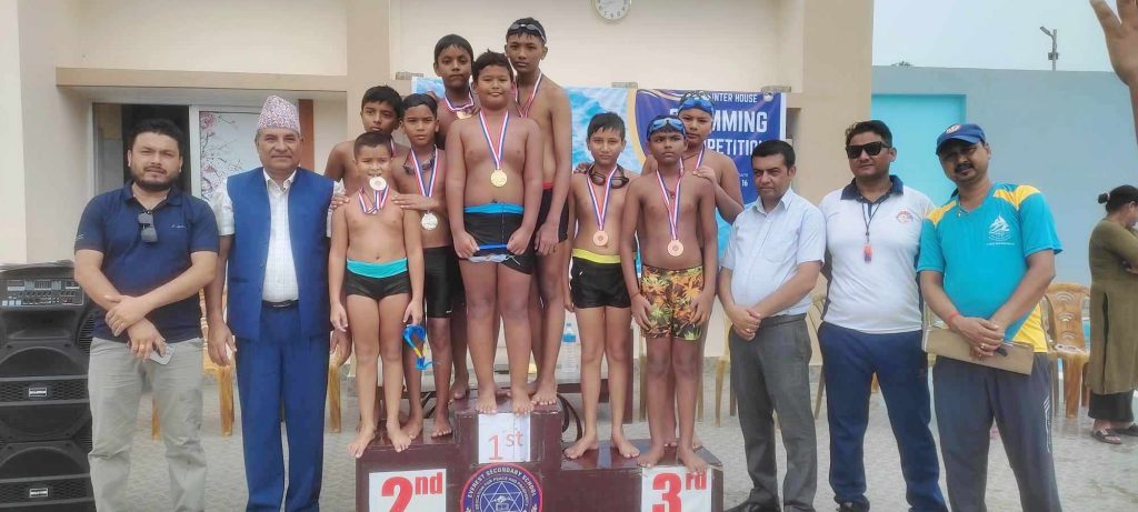 एभरेष्ट आन्तरिक पौडी प्रतियोगिता सम्पन्न