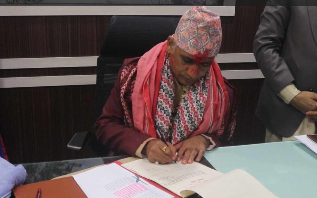 कोशी प्रदेश : अविश्वास बढ्दै गएपछि विश्वासको मत लिने मुख्यमन्त्रीको हतारो