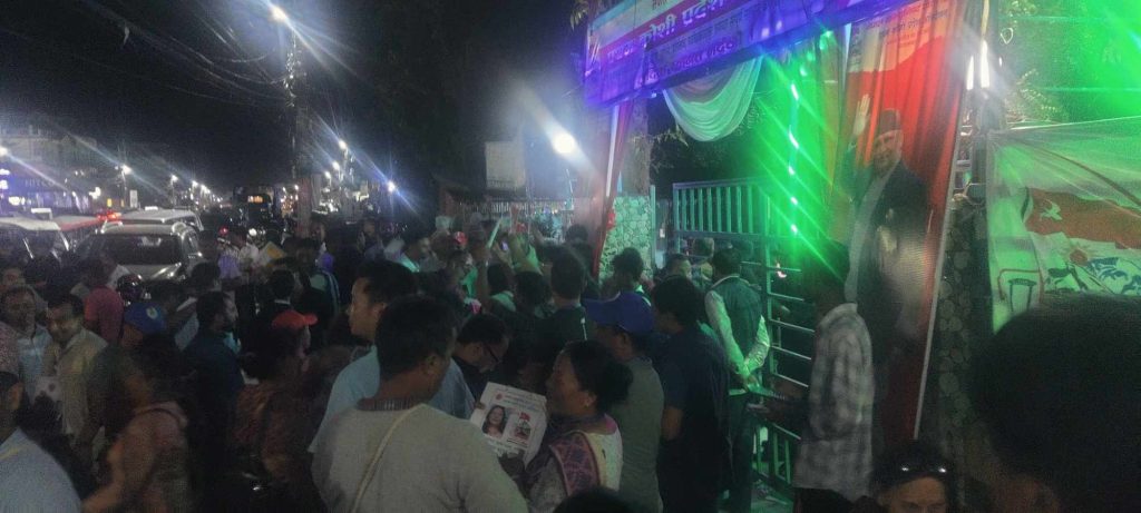 एमाले कोशीको नयाँ नेतृत्वका लागि ९७७ जनाले गरे मतदान