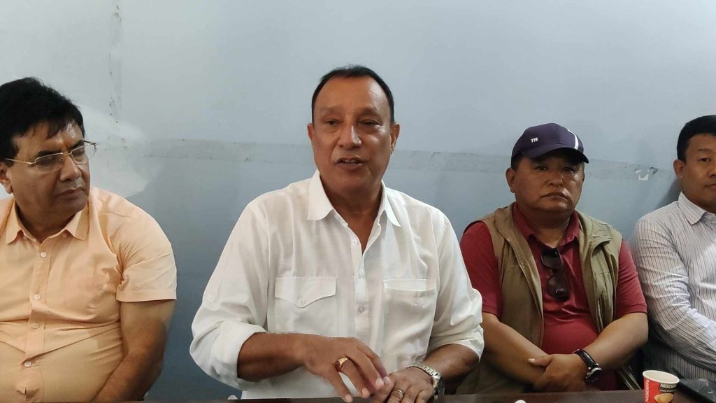 कोशीमा कांग्रेस संसदीय दलको नेता उद्धव थापाले दिए राजीनामा