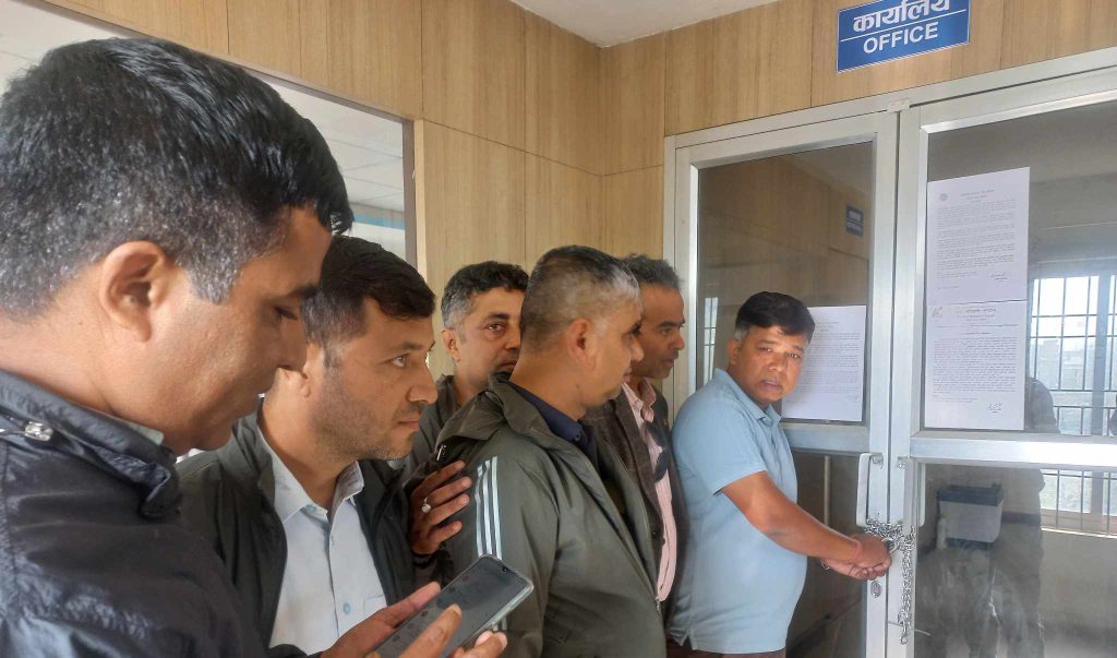 पत्रकार महासंघ कोशी प्रदेश समितिको ताला खुल्यो