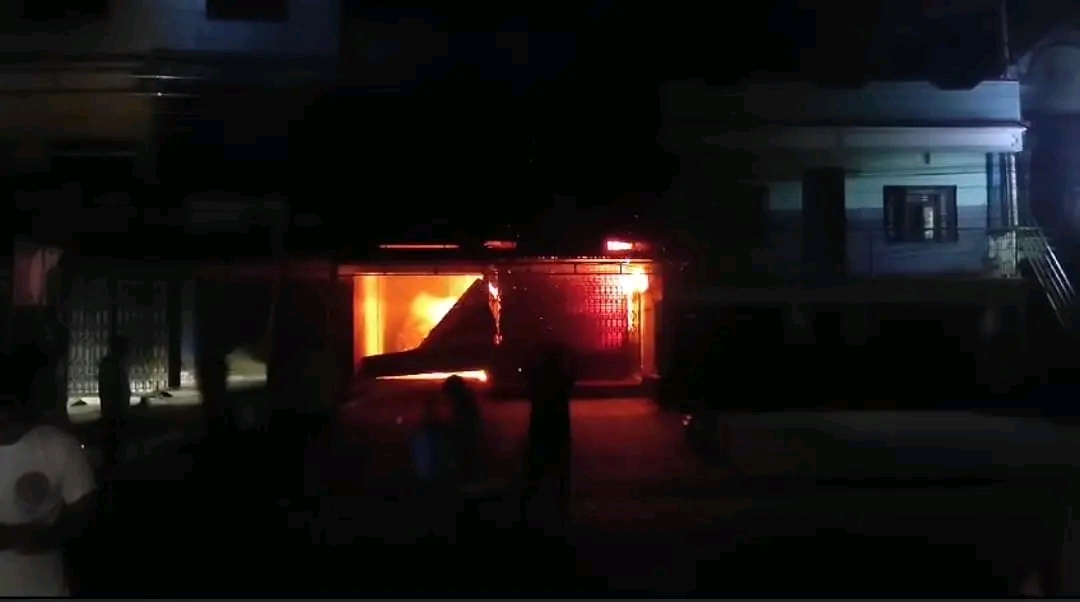 उर्लाबारी आगलागी  अपडेट : चार प्रहरीसहित २८ जना घाइते