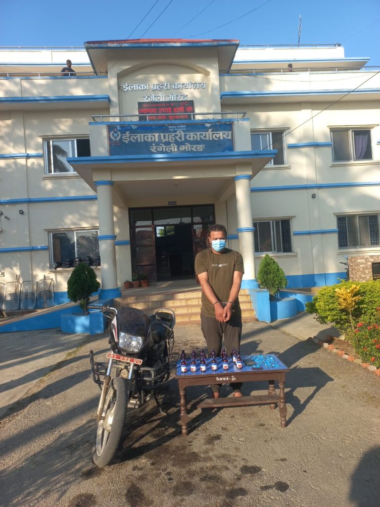 लागुऔषध सहित एक जना पक्राउ