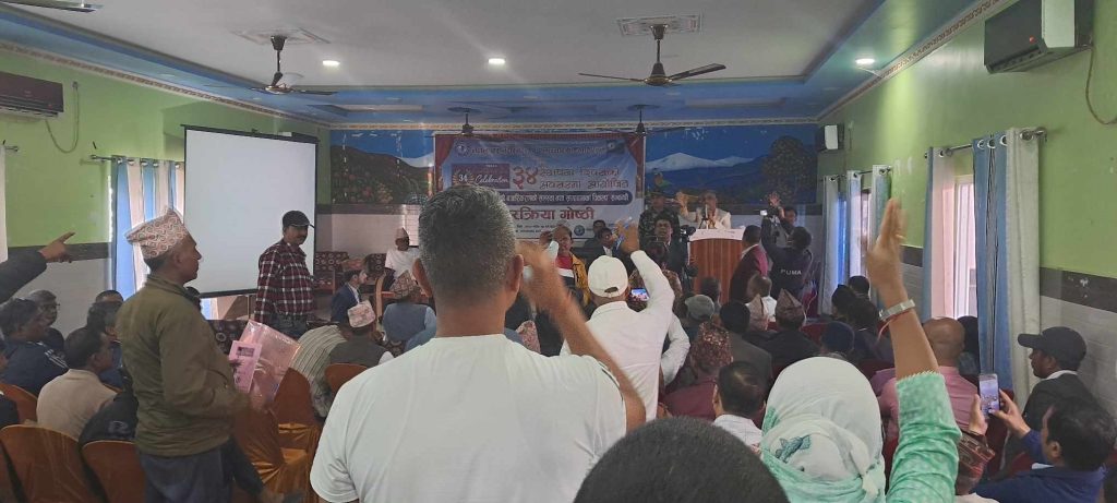 दूधको आयात रोकेर कर हटाउन माग