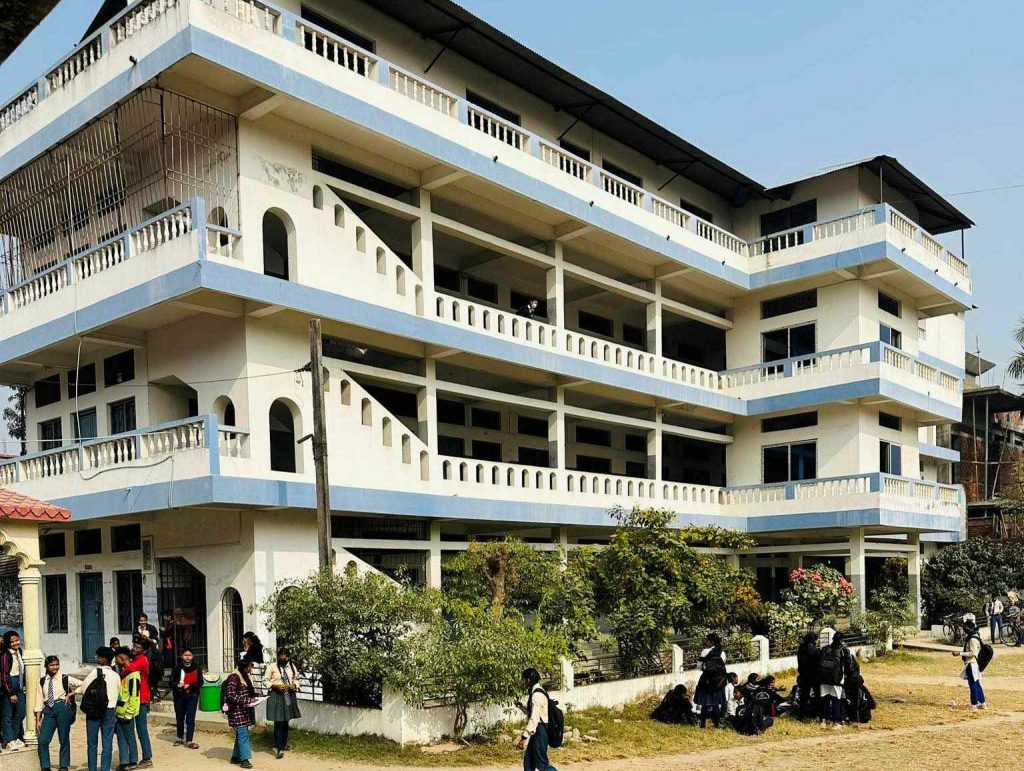 शुल्क नर्तिदा विराटनगरको सरस्वती स्कुलबाट एक सय बढी विद्यार्थी परीक्षाबाट बन्चित