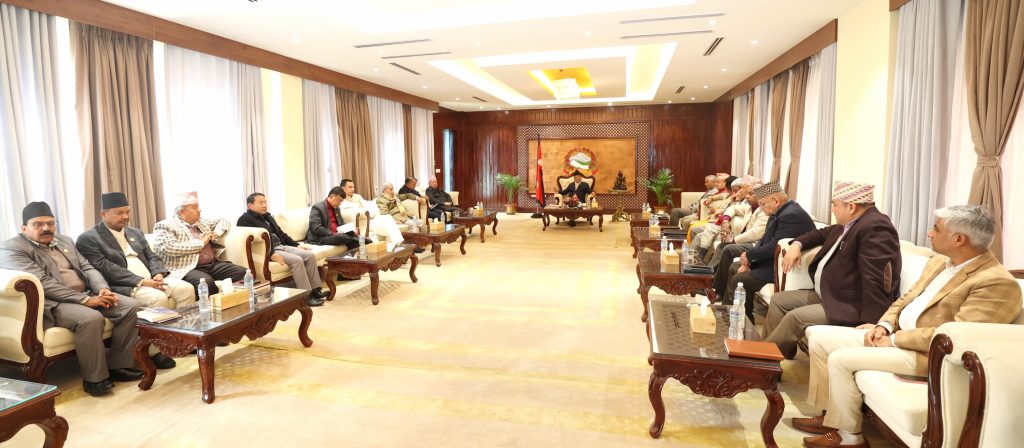 सङ्घीयता कार्यान्वयनको लागि शीर्ष नेता र मुख्यमन्त्रीहरूसँग प्रधानमन्त्रीको छलफल