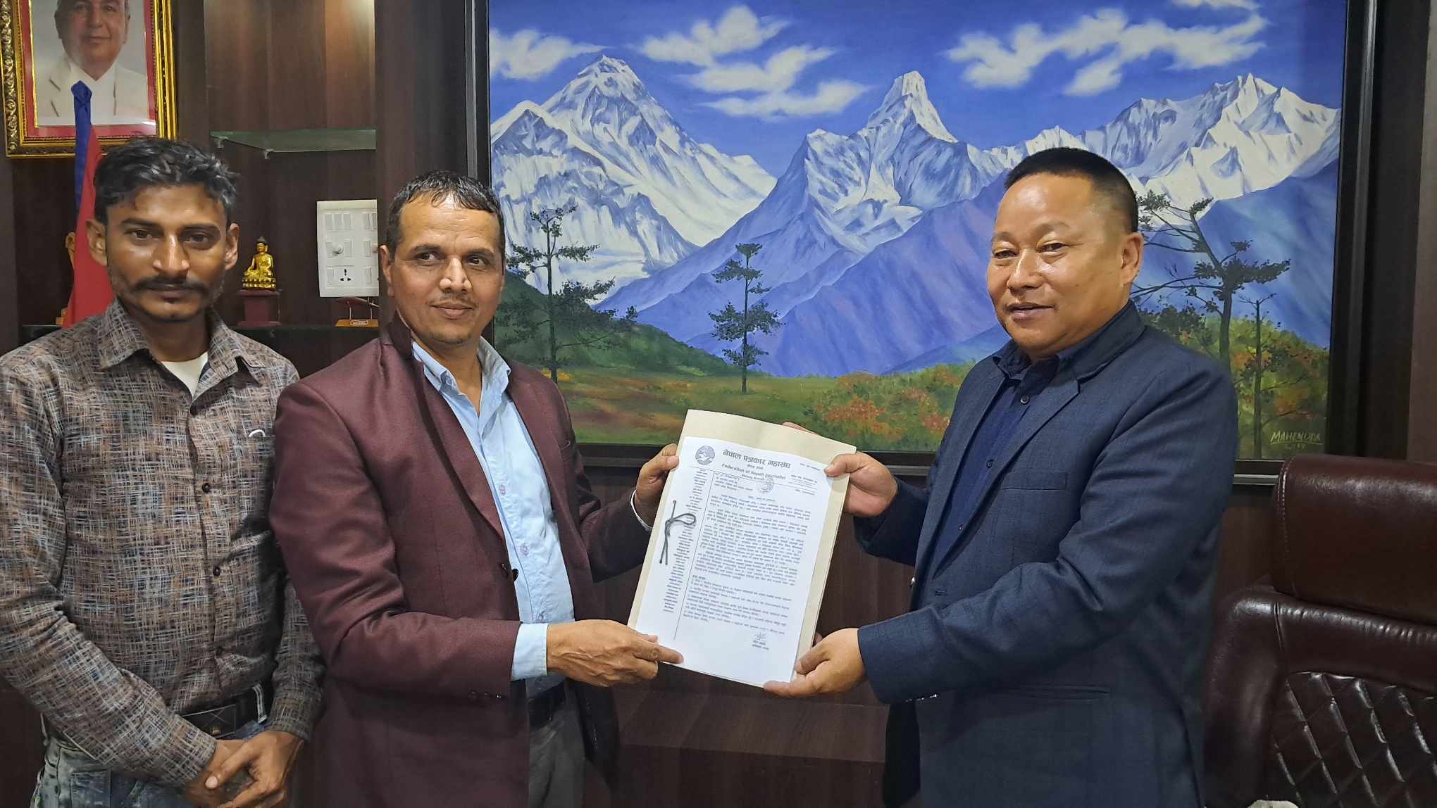 सञ्चार माध्यमको संरक्षण गर्न प्रदेश सरकारसँग पत्रकार महासंघ मोरङको माग