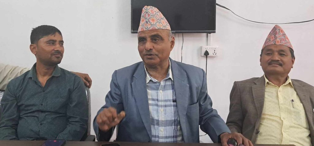 सरकार अल्पमतमा परिसक्यो, राजीनामा दिनुपर्छ : एमाले