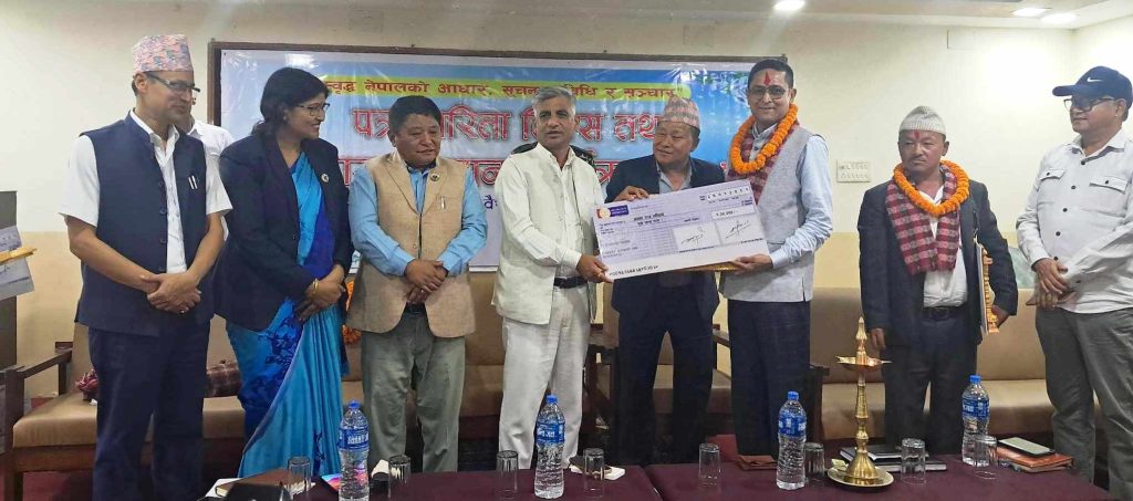 माथिको आदेशको भरमा नलाग्न मुख्यमन्त्री कार्कीको आग्रह